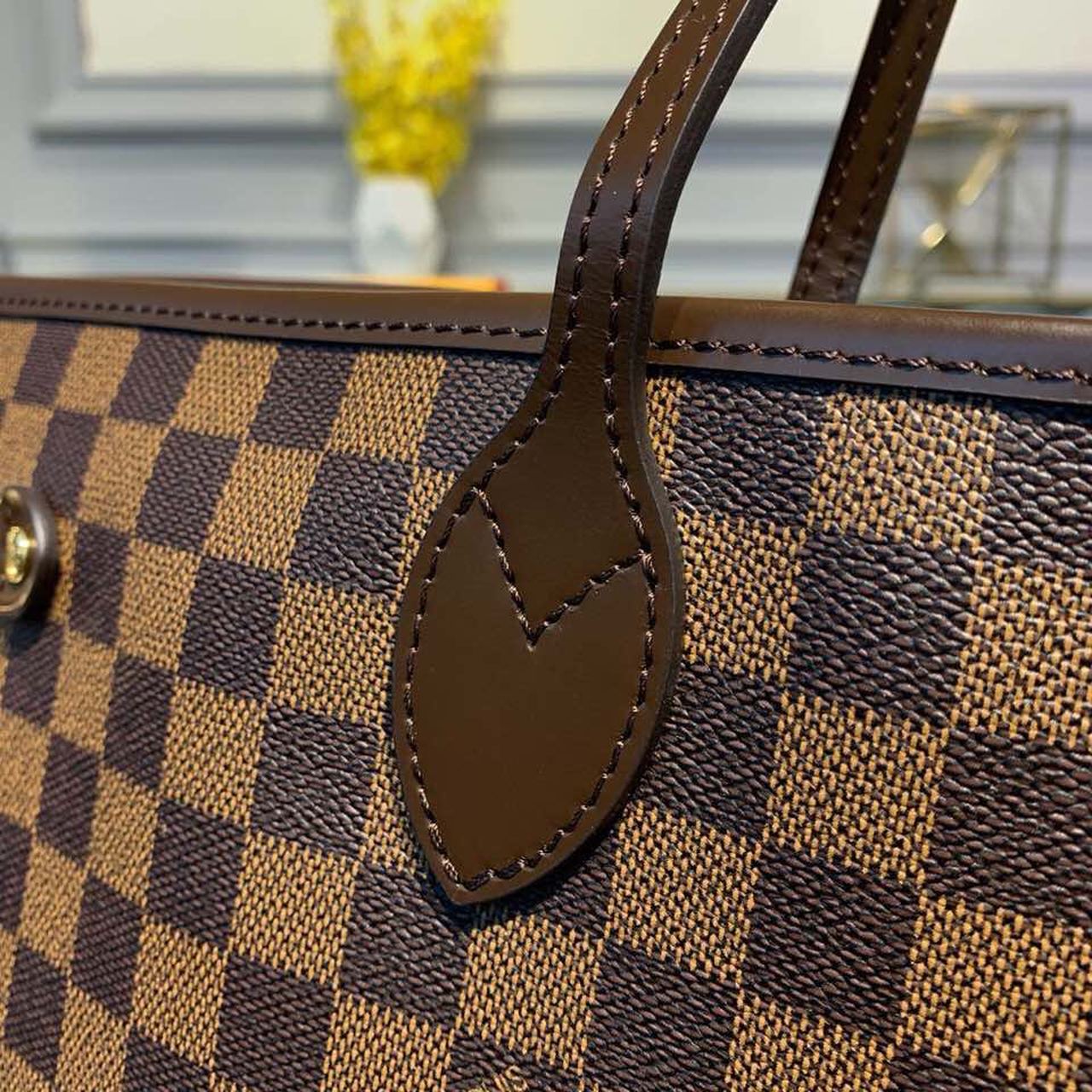 Louis2BVuitton2BNeverfull2BGM2BTote2BBag2BDamier2BEbene2BCanvas2BCerise2BRed2BFor2BWomen2C2BShoulder2BBags2B15.7in40cm2BLV2BN413572B3-SlwOy.jpg