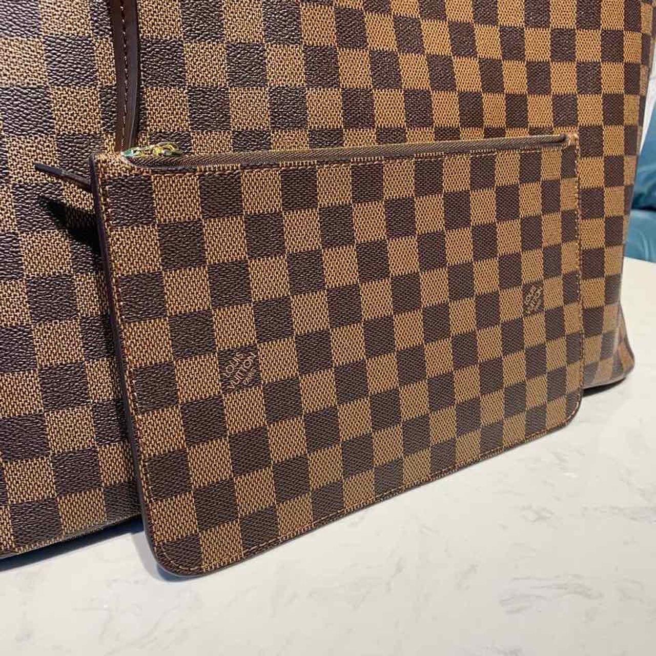 Louis2BVuitton2BNeverfull2BGM2BTote2BBag2BDamier2BEbene2BCanvas2BCerise2BRed2BFor2BWomen2C2BShoulder2BBags2B15.7in40cm2BLV2BN413572B4-3xBoy.jpg