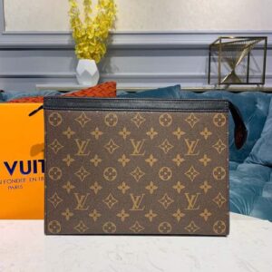 Louis Vuitton Pochette Voyage MM Monogram Canvas For Men, Men’s Wallet 8.3in/27cm LV M61692