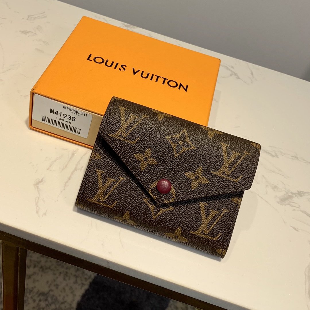 Louis2BVuitton2BVictorine2BWallet2BMonogram2BCanvas2BFuchsia2BPink2BButton2BFor2BWomen2C2BWomens2BWallet2B4.7in12cm2BLV2B1-dUXhz.jpg