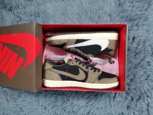 Travis Scott x Air Jordan 1 Low Cactus Jack Brown Sneaker For Women, Women’s Shoes PR-789046