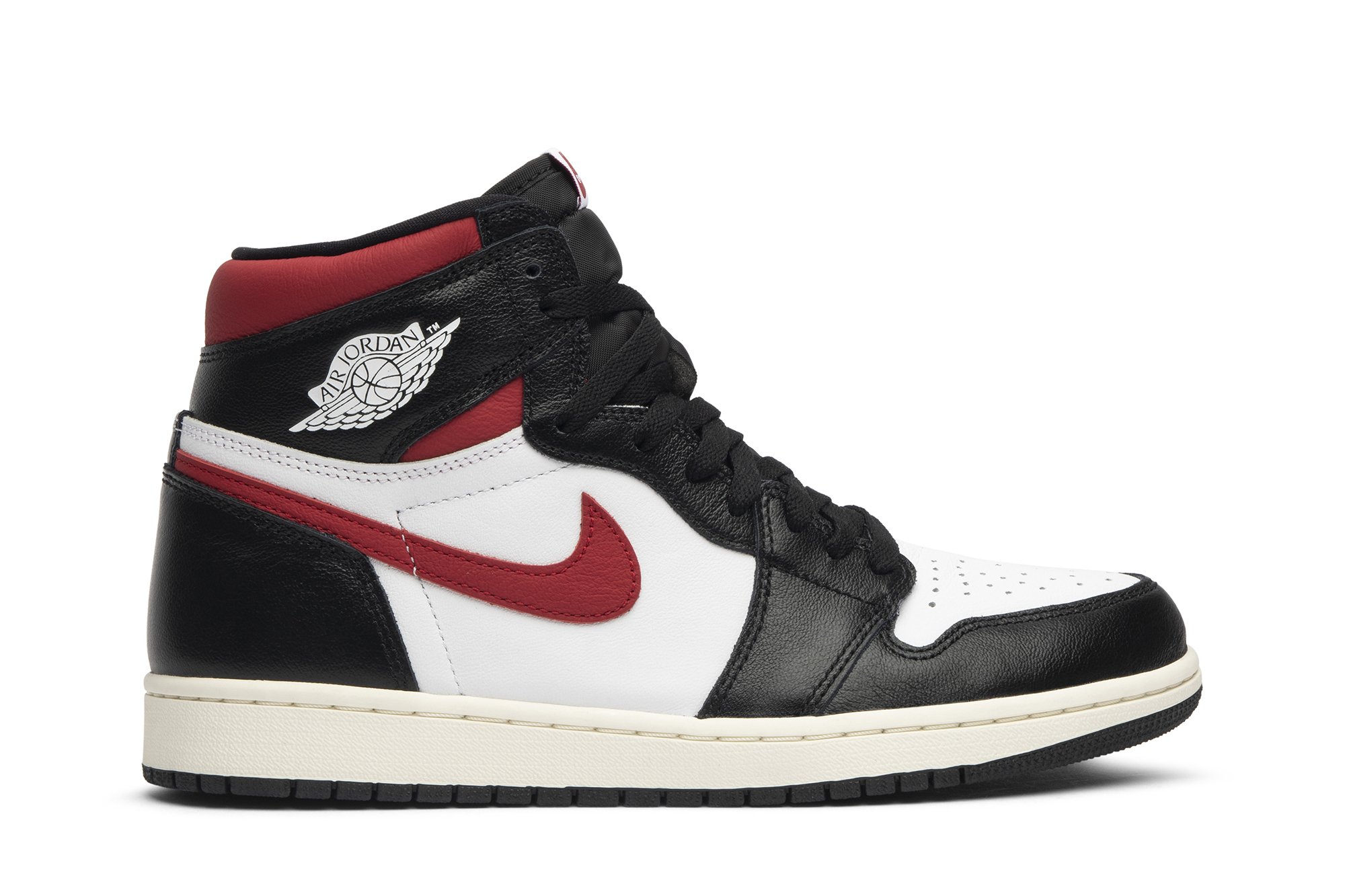 jordan-1-retro-high-black-gym-red-nbvv2.jpeg