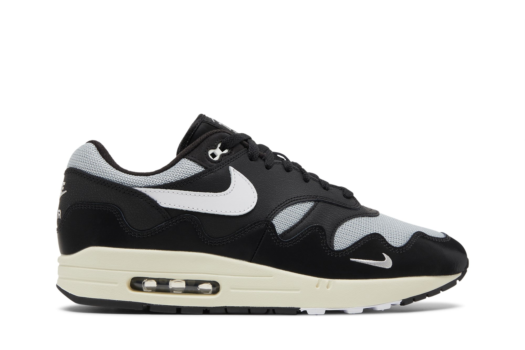 nike-air-max-1-patta-waves-black-with-bracelet-fyesw.jpeg