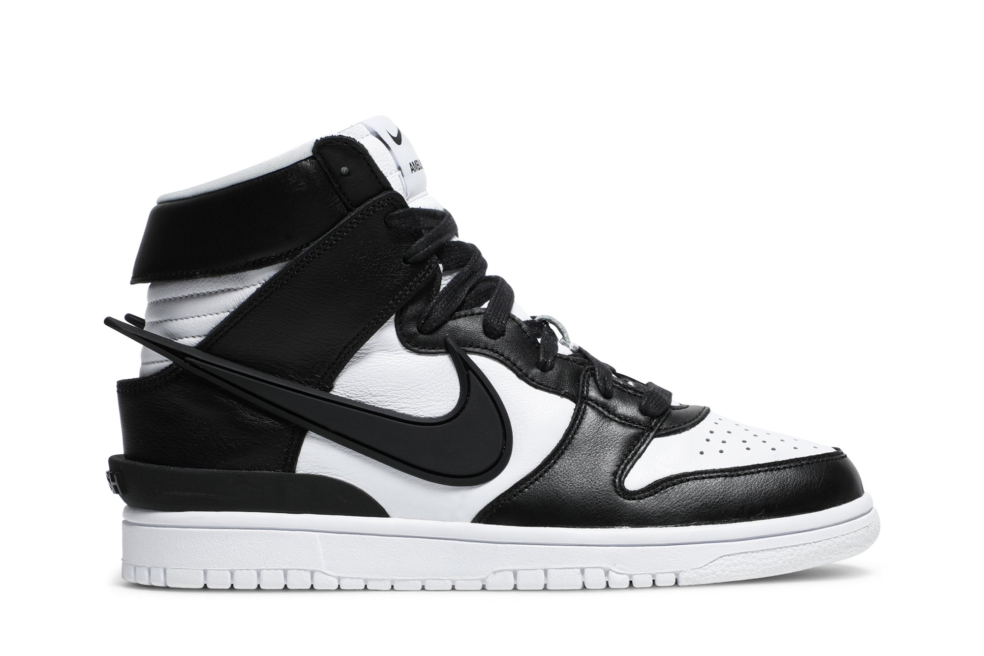 nike-dunk-high-ambush-black-white-6vt0c.jpeg