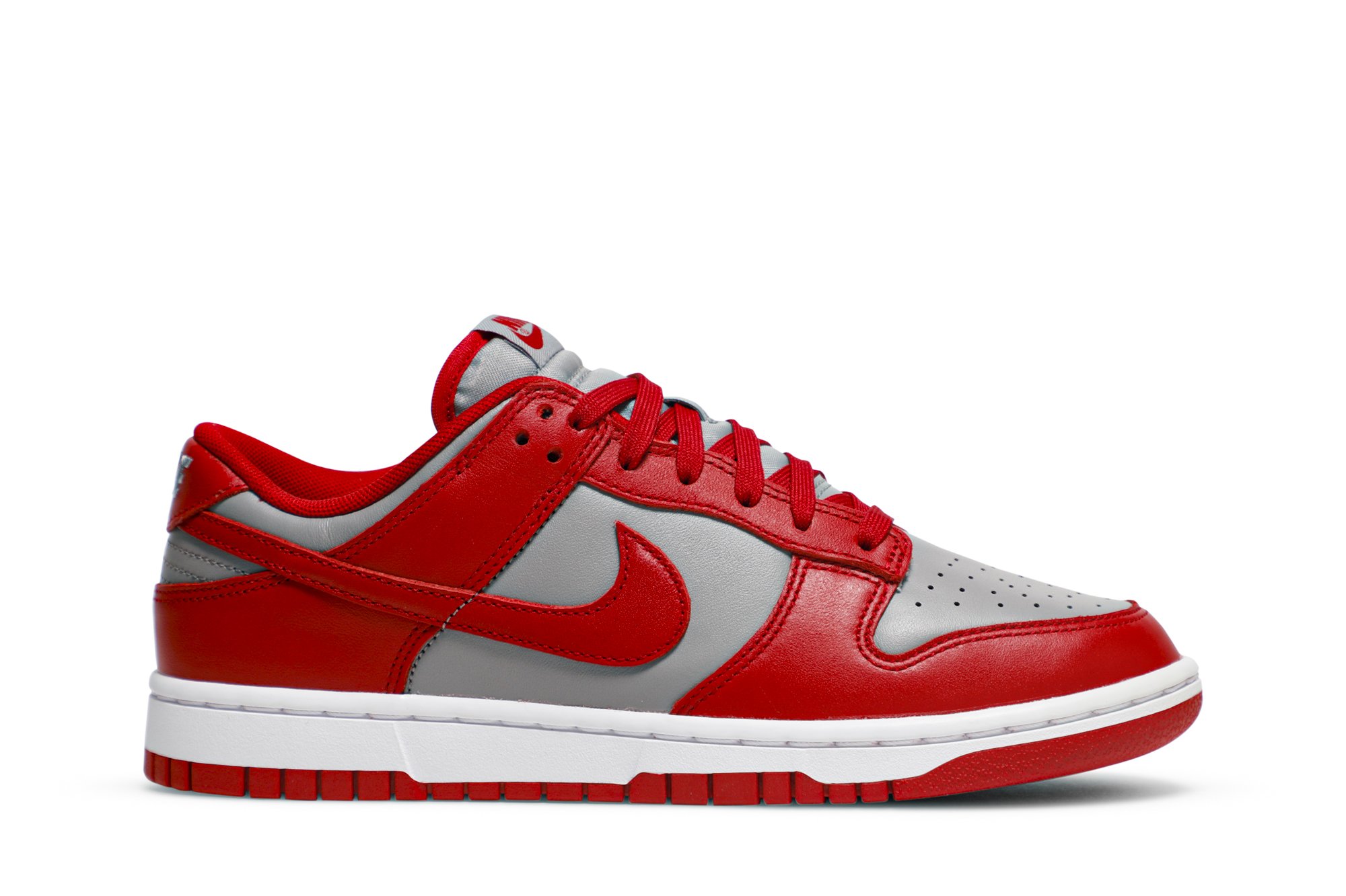 nike-dunk-low-retro-medium-grey-varsity-red-unlv-2021-6izhz.jpeg