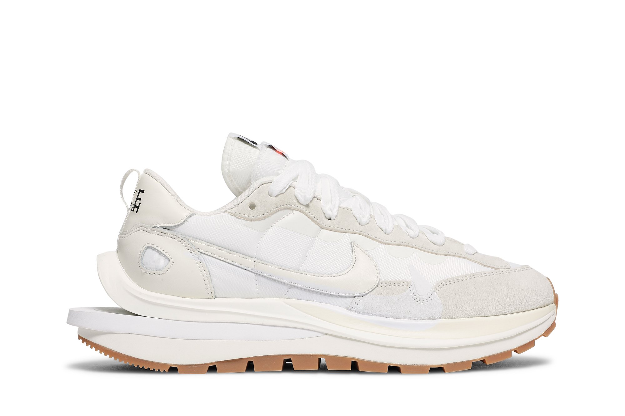 nike-vaporwaffle-sacai-sail-gum-cy94t.jpeg